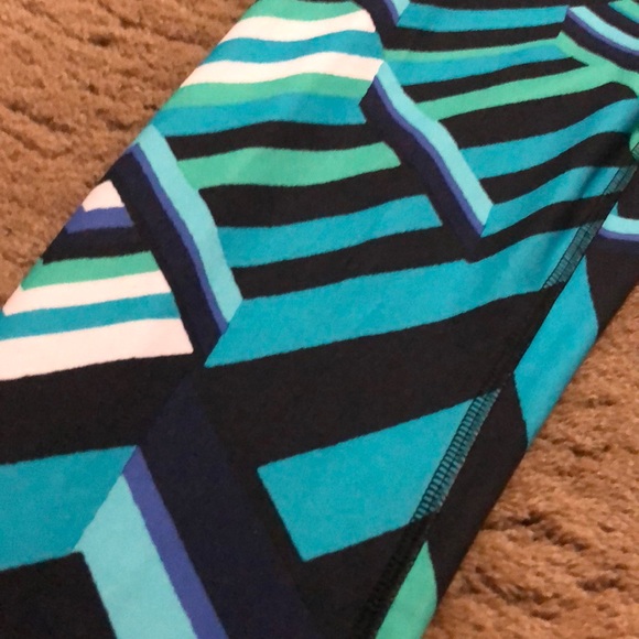 Champion pattern stripe workout leggings 90s style - Picture 2 of 3